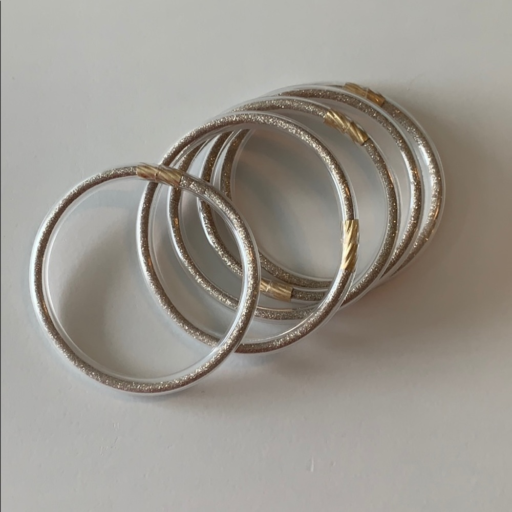 Set of bracelets